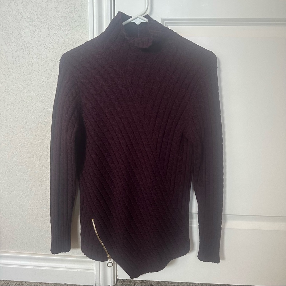 525 America Maroon Asymmetrical Turtleneck Sweater- Sz Women’s S - Picture 9 of 10